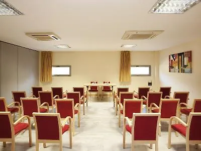 Holiday Inn Express Barcelona - Montmelo By Ihg Granollers 3*,